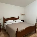 Dimora La Corte Francescana אסיסי