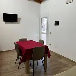 公寓 Dimora La Corte Francescana 阿西西